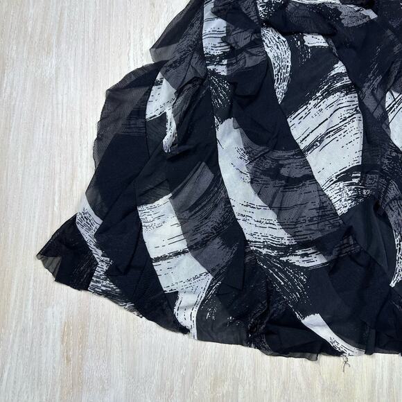 Ethyl Black Ivory Mesh Ruffle Abstract Monochrome Swirl Graphic Pattern Skirt 6 - Picture 4 of 12